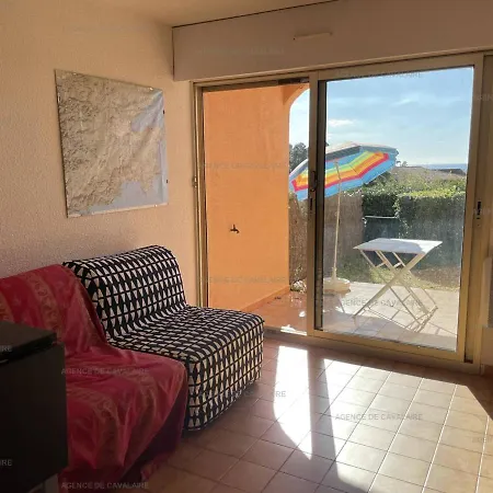 Rez-de-jardin T2 Avec Terrasse Et Parking